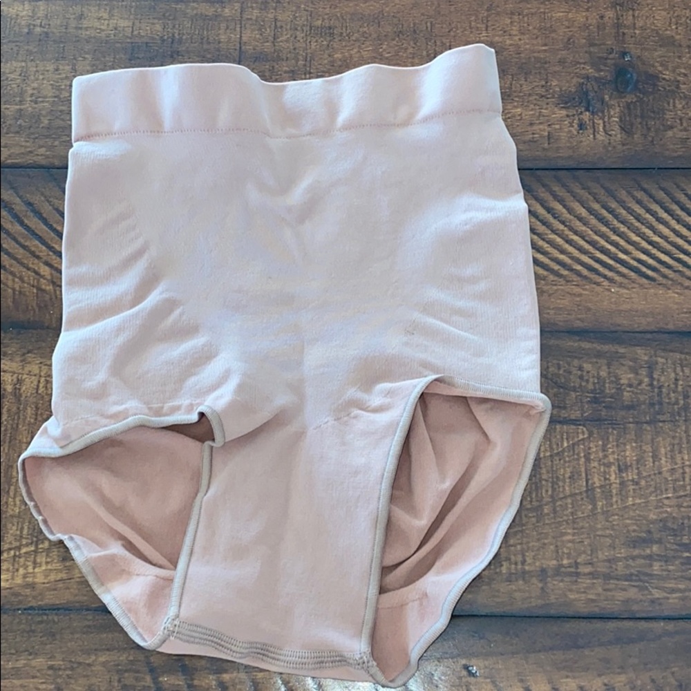 SKIMS | Core Control Brief